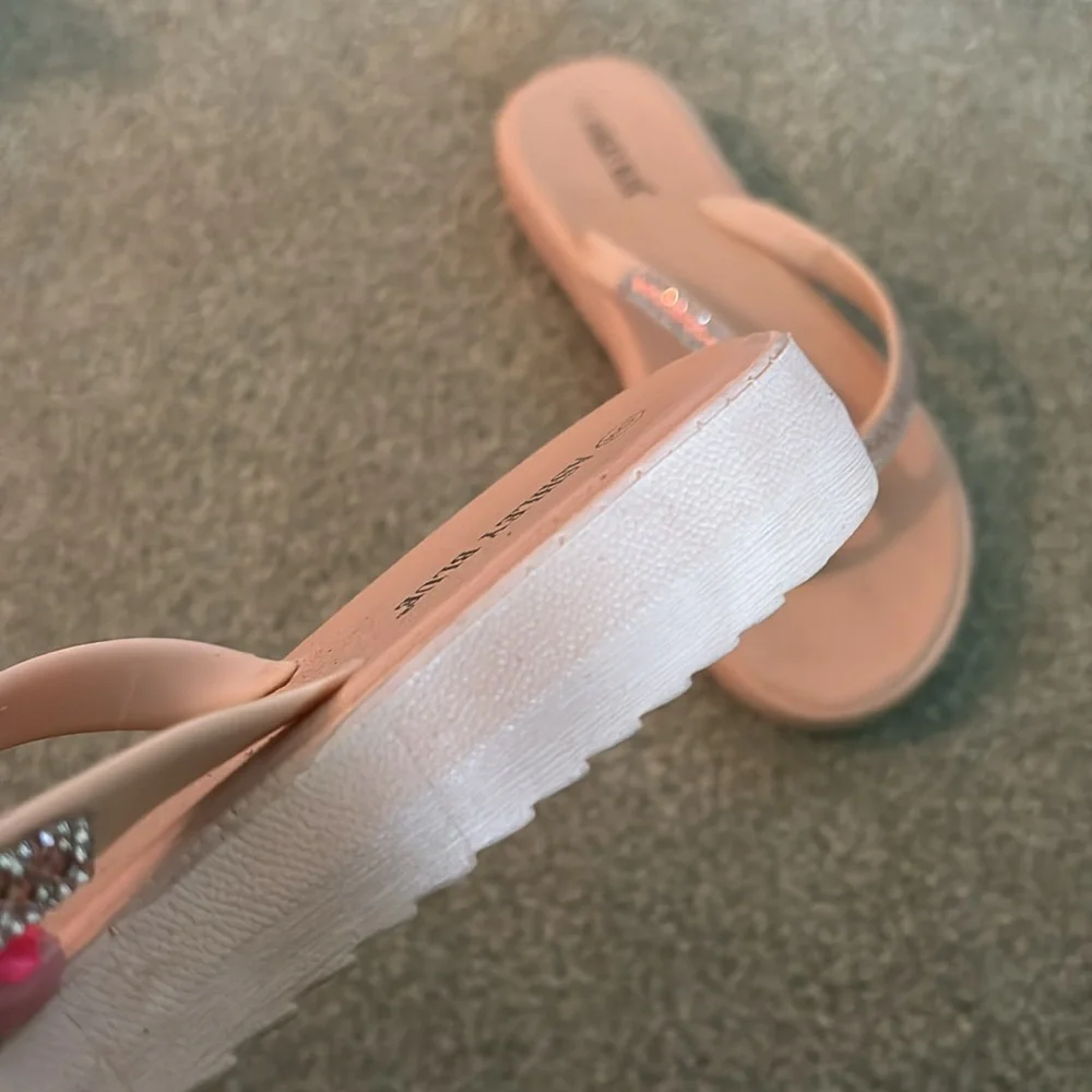 Wedge sandals with gems - Picture 3 of 3
